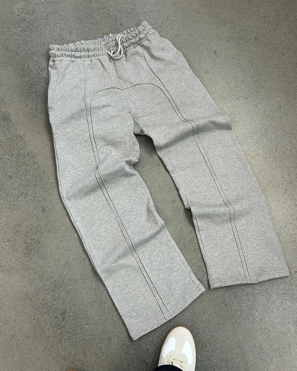 Harbor Edit — Black Cropped Sweatpants